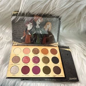 Hocus Pocus colourpop eyeshadow pallet